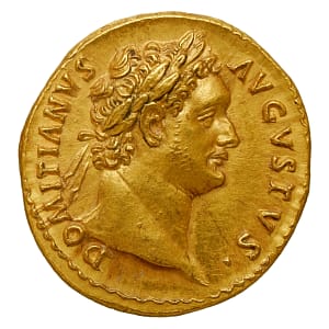 Domitien, aureus. Avers : DOMITIANUS AUGUSTUS